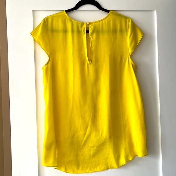 Decjuba stylish yellow top! Always made an entrance when wore with a black suit! - Picture 2 of 3